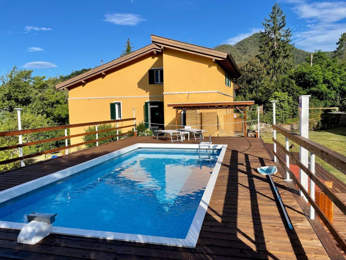 Impronte Nel Bosco Bed & Breakfast Calice al Cornoviglio Exterior photo