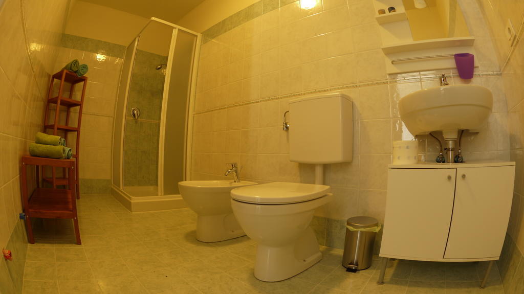 Impronte Nel Bosco Bed & Breakfast Calice al Cornoviglio Exterior photo